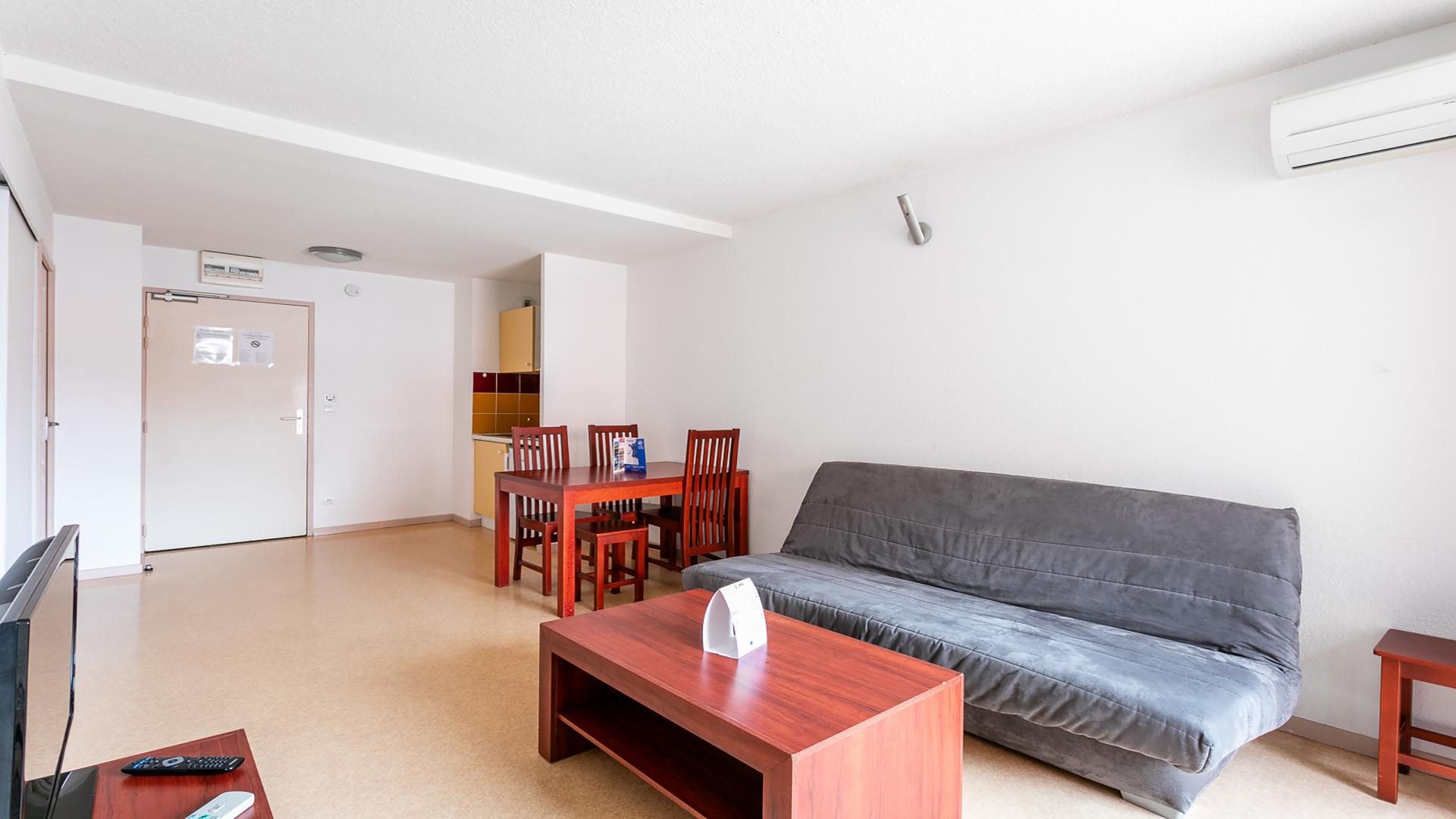 Vacanceole - Residence Le Saint Clair Agde Εξωτερικό φωτογραφία